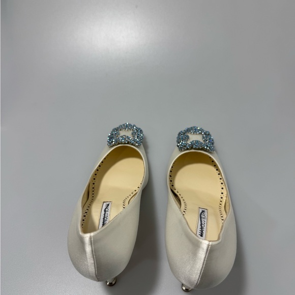 Manolo Blahnik Hangisi 70MM Silk-Blend Pumps Off-White Women’s EU 36/US 6 - Picture 5 of 7